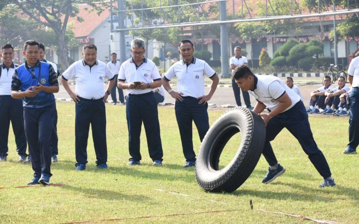 Adu kekuatan fisik prajurit Kodiklatal, Jum'at (11/8)