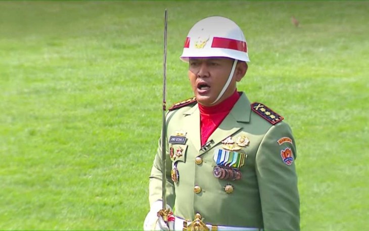 Danmenarmed 2 Kostrad Kolonel Arm Joko Setiyo Kurniawan saat menjadi komandan upacara HUT Kemerdekaan RI ke 78 di Istana Merdeka Jakarta, Kamis (17/8) 