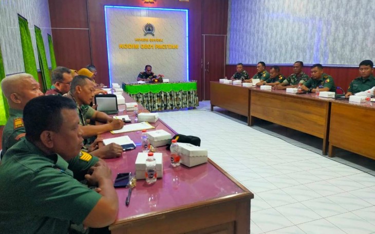 Rapat Evaluasi Pelaksanaan TMMD Ke-117 Tahun 2023 Kodim 0801/Pacitan, Selasa (22/8)