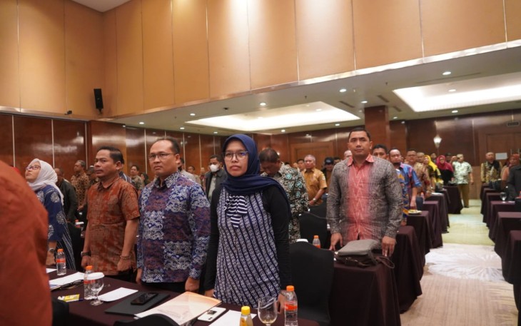 Wali Kota Cilegon Helldy Agustian saat rakor pengendalian dan evaluasi program pemerintah daerah di ballroom hotel Preanger Bandung, Senin (21/8)