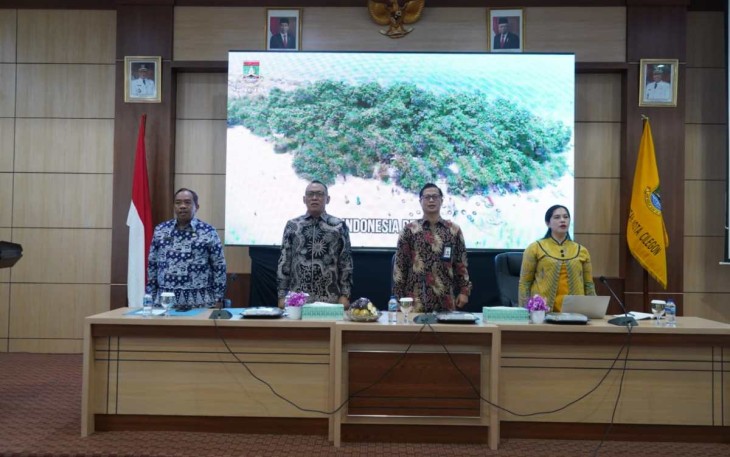 Wali Kota Cilegon Helldy Agustian saat membuka rakor MPC Kota Cilegon, Kamis (24/8)