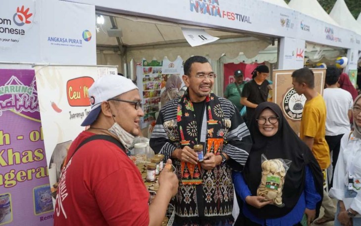 Staf Khusus Menteri BUMN Arya Sinulingga saat membuka Karya Nyata Festival di Pamulang, Tangsel, Minggu (27/8)