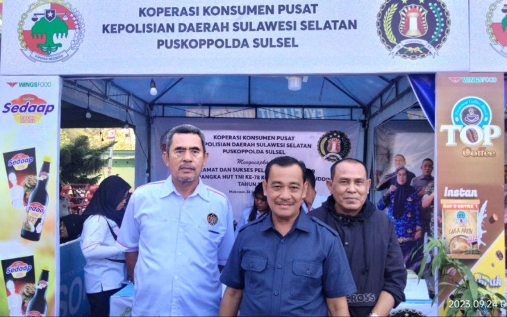 Stand Bazar Murah Puskoppolda Sulsel, Selasa (26/9)