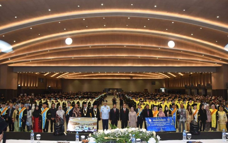 Wisuda Mahasiswa Universitas Nurtanio Bandung, Selasa (26/9)