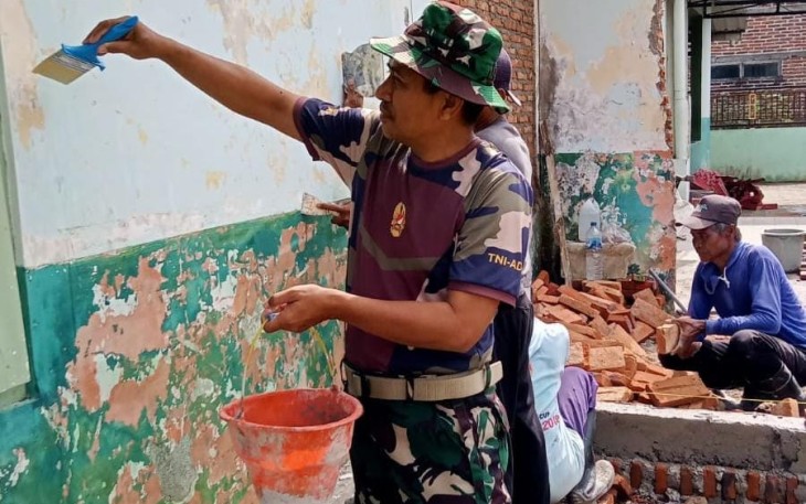 Rehab musholla desa binaan