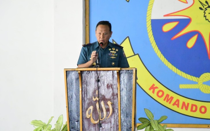 Danlantamal XI Merauke Laksamana Pertama TNI Kunto Tjahjono saat memberikan sambutan, Senin (9/10)