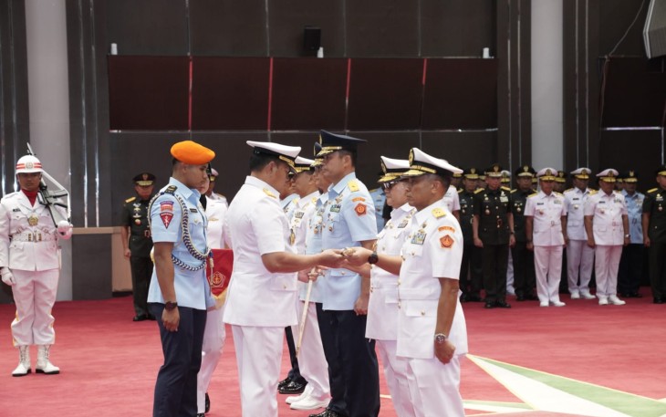 Panglima TNI saat Pimpin Sertijab Tiga Jabatan Strategis TNI