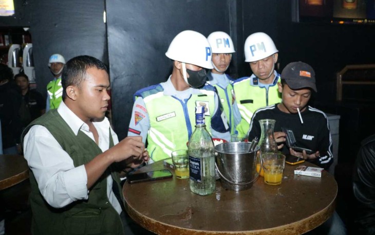 Razia gabungan Satpomau Lanud Husein Sastranegara 