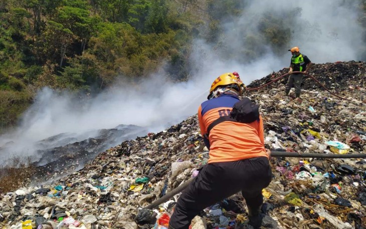 Kebakaran TPA Tlekung Kota Batu