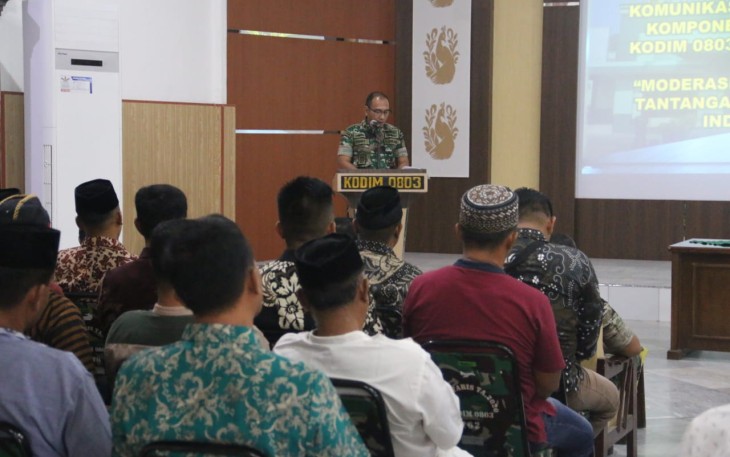 Komsos bersama komponen masyarakat 