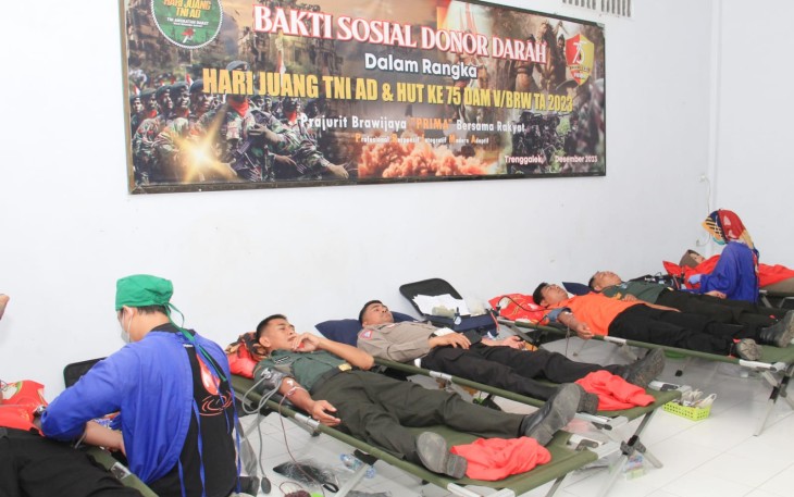 Hari Juang TNI AD ke-78 dan HUT ke-75 Kodam V Brawijaya, Kodim 0806/Trenggalek Gelar Kegiatan Donor Darah 