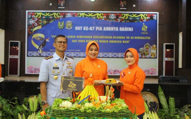 HUT Ke-67 PIA Ardhya Garini Tahun 2023 di Lanud Sutan Sjahrir Padang, Selasa (12/12)