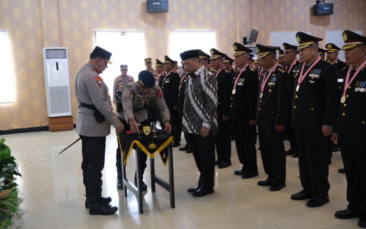Kapolda Sultra Pimpin Upacara Wisuda Purna Bakti