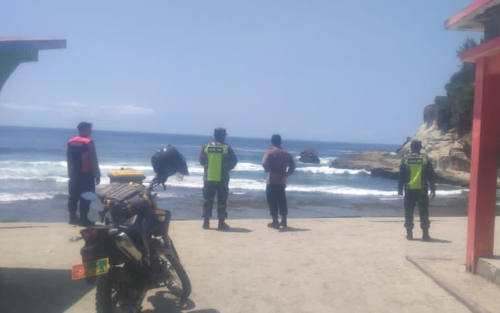 Pengamanan lokasi wisata pantai Klayar