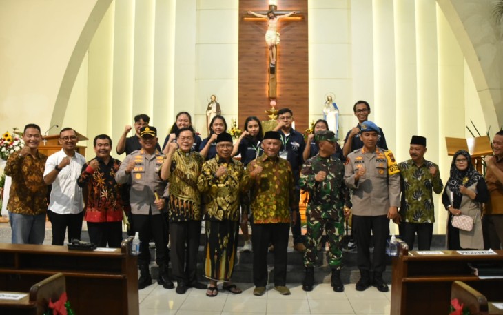  Forkopimda Pati Monitoring Sejumlah Gereja