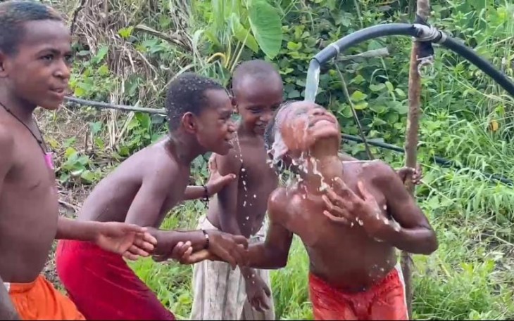 Kado Natal Terindah Buat Warga Kampung Sisik, Kabupaten Jayapura 