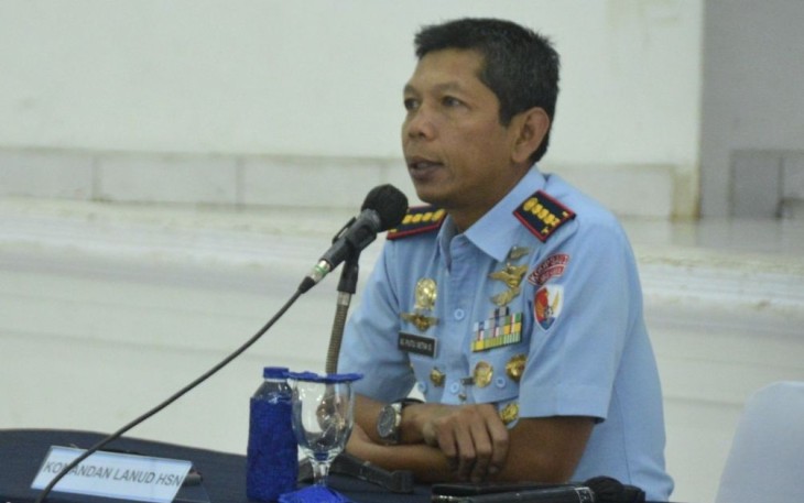 Danlanud Husein Sastranegara Kolonel Pnb I Gusti Putu Setia ketika mberikan Jam Komandan personel militer dan PNS, Rabu (11/1)