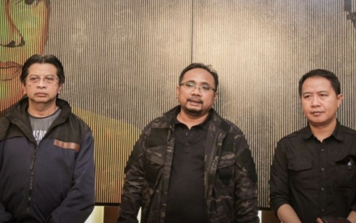 Menag Yaqut saat tiba di bandara Soekarno-Hatta, Selasa (14/3)