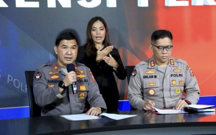 Karo Penmas Divhumas Polri Brigjen Ahmad Ramadhan saat memberikan konferensi pers