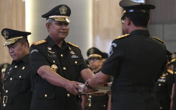 Tejo Harwanto saat penyerahan tugas dan jabatan, Senin (25/9)