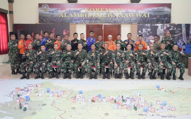 Penutupan Latposko 1 Korem 121/Abw, Rabu (25/10)