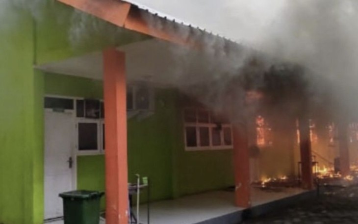 MAN 1 Kota Makassar terbakar diduga konsleting listrik, Rabu (29/11)