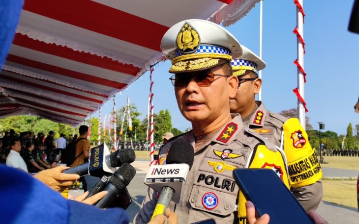 Kakorlantas Polri sekaligus Ka Ops Tribrata Agung 2023 Irjen Firman Shantyabudi usai melaksanakan Apel Gelar Pasukan Pengamanan KTT AIS Forum Tahun 2023 di Lapangan Renon, Denpasar, Bali, Sabtu, 7 Oktober 2023. 