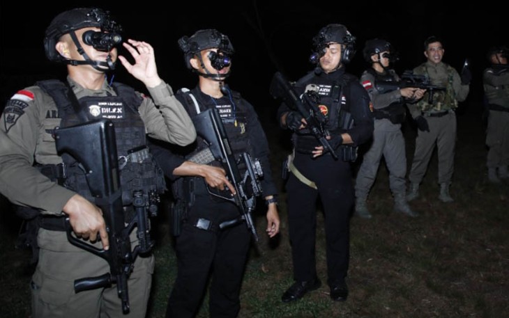 Personil Gegana Brimob Kalbar