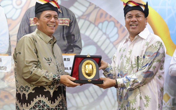 Gubernur Kepri Ansar Ahmad saat Silaturahmi Bersama IWAKUSI
