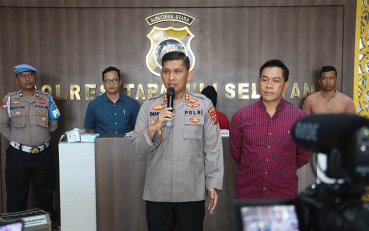 Kapolres Tapsel bersama Kasat Reskrim, AKP Rudy Saputra, SH, MH, dalam konferensi pers kasus cabul terhadap anak, pada Kamis (31/8/2023) siang.