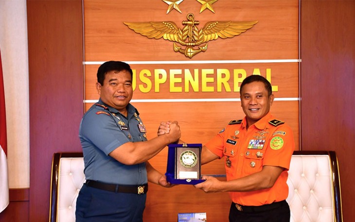 Danpuspenerbal saat terima Kunjungan Kerja Dirbinga Basarnas