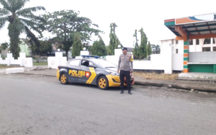 Demi Kelancaran Arus Lalu Lintas, Personel Polsek Kota Manna Laksanakan Gatur Lalin