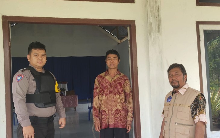 Polsek Lebong Atas Pengamanan Ibadah Umat Kritiani di Gereja
