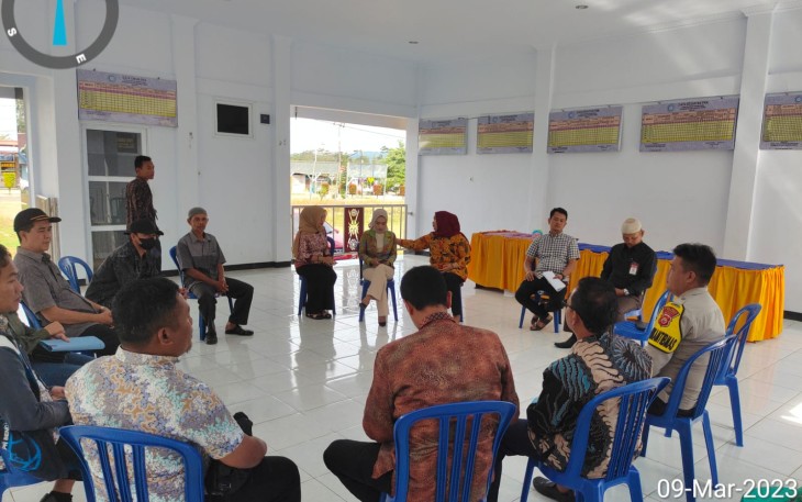 Personel Polsek Lebong Atas Laksanakan Pengamanan Descente Perkara Gugatan Harta Bersama
