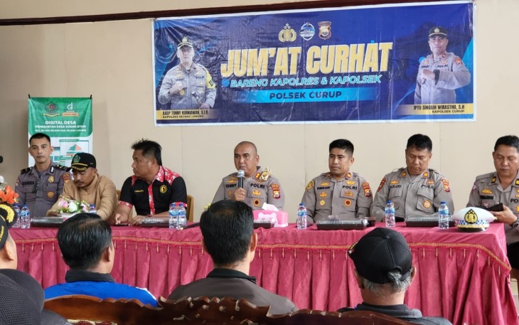 Polres Rejang Lebong Jumat Curhat di Desa Suban Ayam 