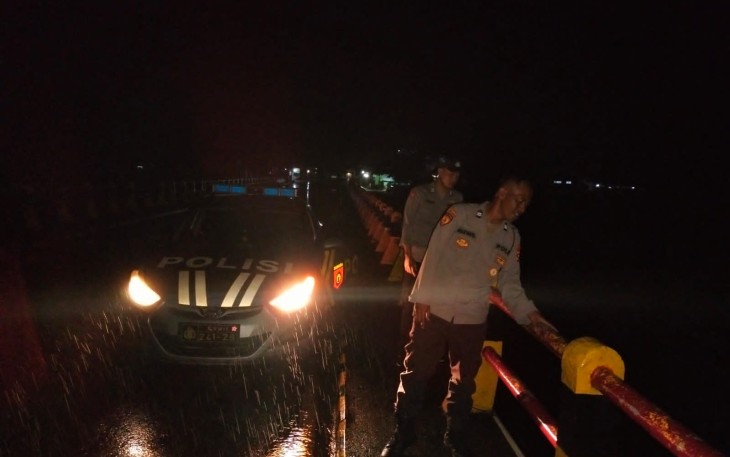 Antisipasi Bencana Alam, Polsek Lais  Laksanakan Patroli Malam