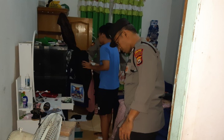 Quick Respon, Polsek Padang Jaya Sambangi Rumah Korban Pencurian