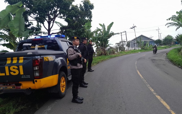 Sat Samapta Polres Rejang Lebong Laksanakan Patroli Rutin di Jalan Lintas Curup – Lubuk Linggau