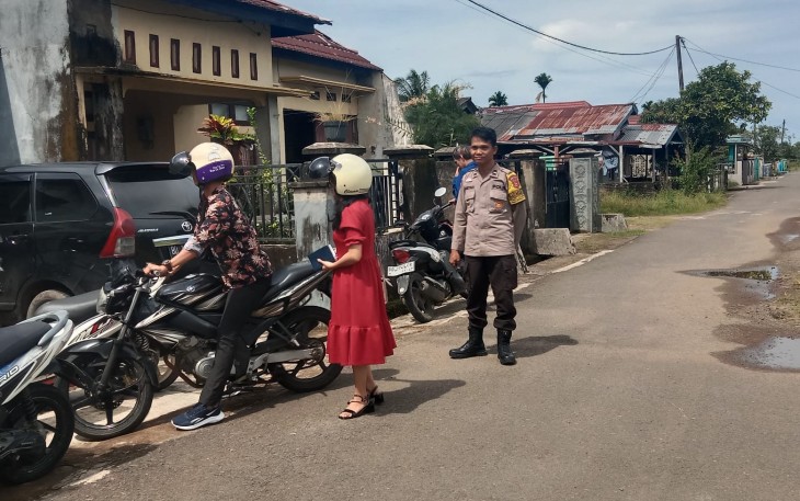 Bhabinkamtibmas Polsek Teluk Segara Amankan Peribadatan di Rumah Ibadah El Sahadai