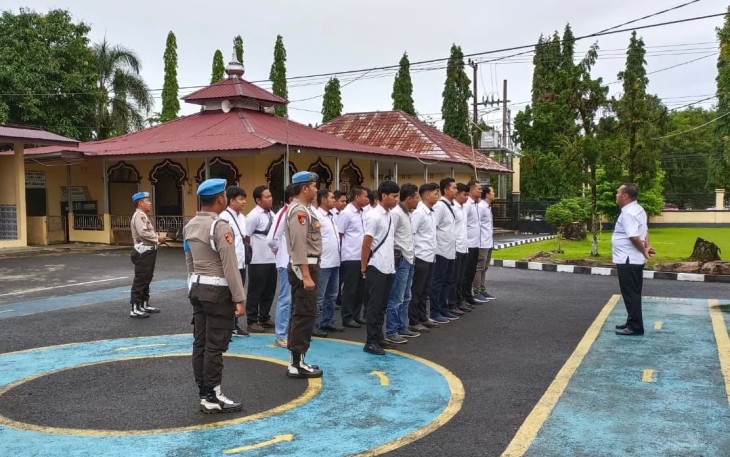 Apel Satfung Polres Bengkulu Utara Laksanakan Waspers dan Pengecekan Absensi