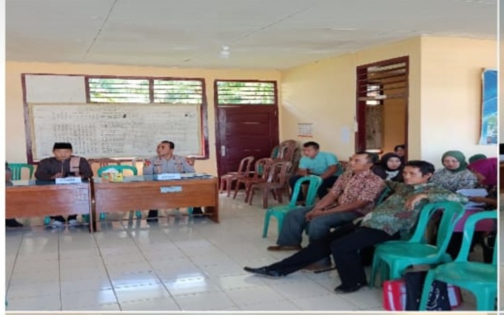 Polsek Manna Hadiri Rapat Pleno Terbuka Rekapitulasi DPHP Kecamatan Bunga Mas