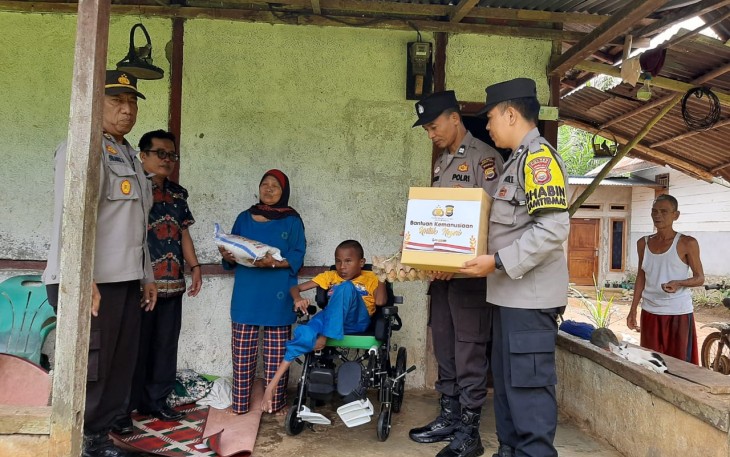 Polres Bengkulu Utara Kembali Distribusikan Bansos Kepada Masyarakat