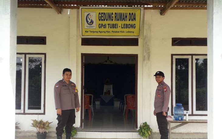 Polsek Lebong Atas Berikan Pengamanan Perayaan Hari Paskah Isa Al Masih di Rumah Ibadah GPdi-Tubei