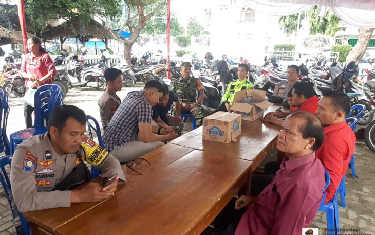 Pastikan Kegiatan Ibadah Paskah Aman, Kapolsek Kota Manna Cek Pengamanan Anggota di Gereja 