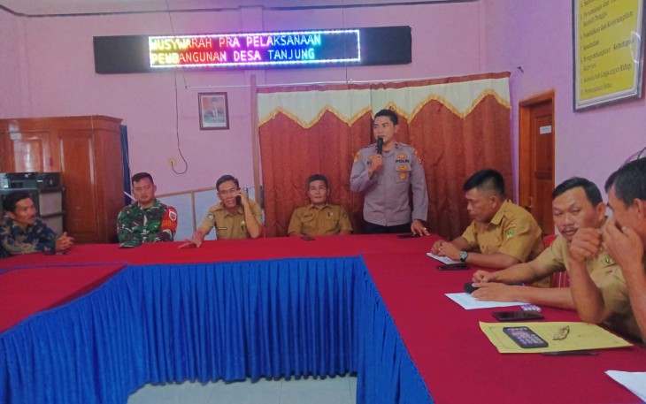 Kapolsek Kedurang Hadiri Pra Pelaksanaan Musrenbang Desa Tanjung Negara Kecamatan Kedurang