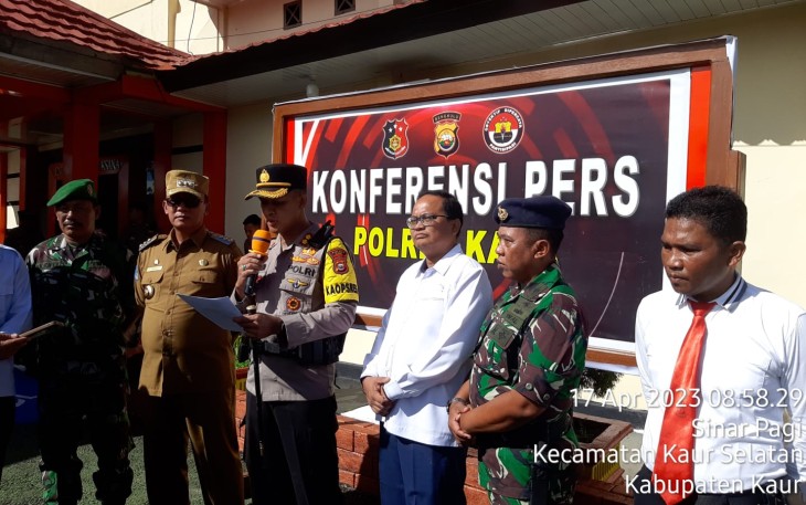 Polres Kaur Musnahkan  Puluhan Botol Miras dan Ribuan Petasan Hasil Ops Pekat Nala 2023