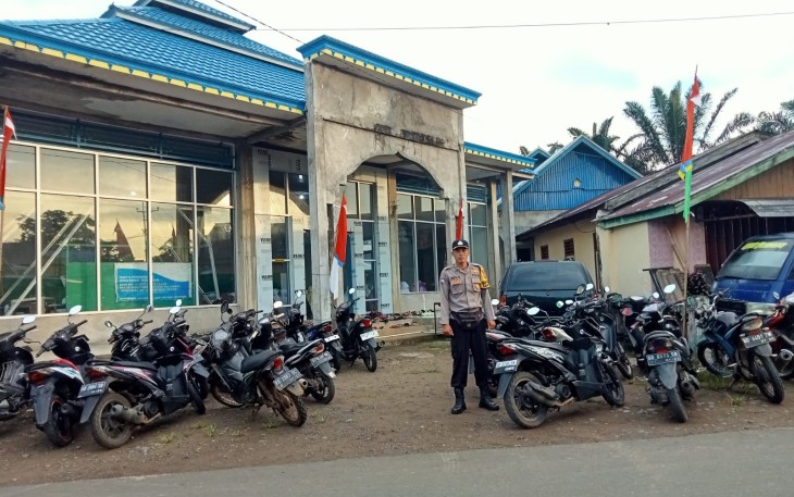 Polsek Lais Laksanakan Pengamanan Salat Ied di Desa Kalbang