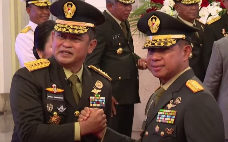 Panglima TNI Jenderal TNI Agus Subiyanto dan Kasad Jenderal TNI Maruli Simanjuntak, M.Sc.