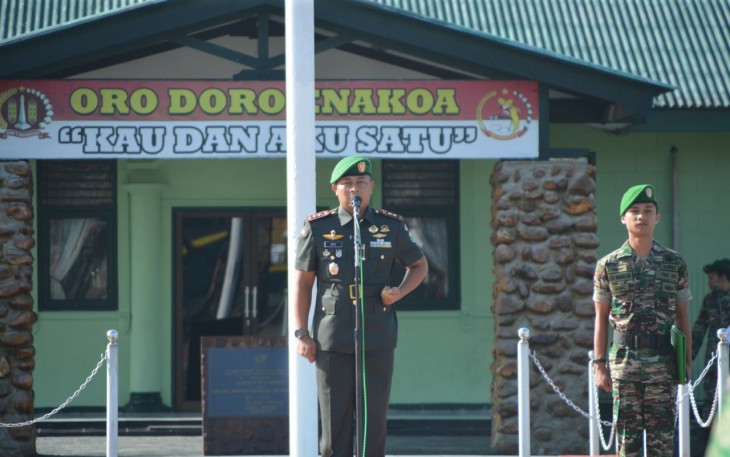 odim 1710/Mimika menggelar upacara peringatan Hari Juang TNI AD ke-78 Tahun 2023, bertempat di Lapangan Makodim 1710/Mimika, Jl. Agimuga Mile 32, Distrik Kuala Kencana, Kab. Mimika dengan Inspektur Upacara Dandim 1710/Mimika Letkol Inf Dedy Dwi Cahyadi serta diikuti oleh segenap prajurit Kodim, Denkav-3/SC, satuan Bapras dan PNS, Jumat (15/12/2023)