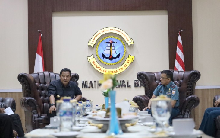 Danlantamal VI saat Terima CC Pj Gubernur Sulsel